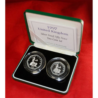 Picture of Elizabeth II, Large & Small 1997 50p in Silver Proof FDC