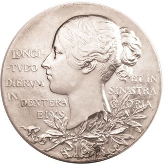 Picture of Victoria, 1897 Large Silver Medallion Extremely Fine
