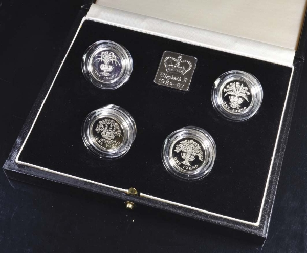 Picture of Elizabeth II, 1984-87 Piedfort Pound Set