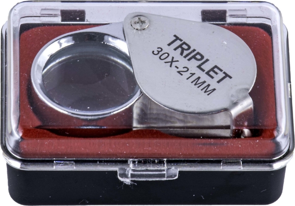 Triplet x30 Magnifier_boxed