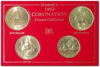 Elizabeth II_The_Coronation_Crown_Collection