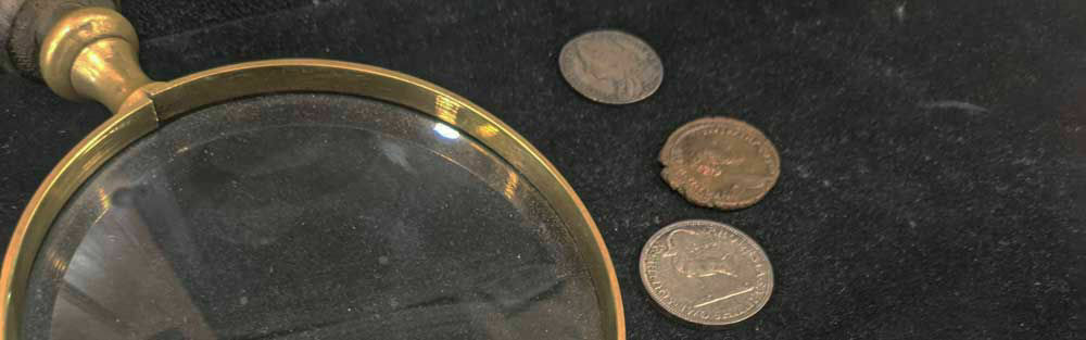 Magnifier&Coins_coin_grading